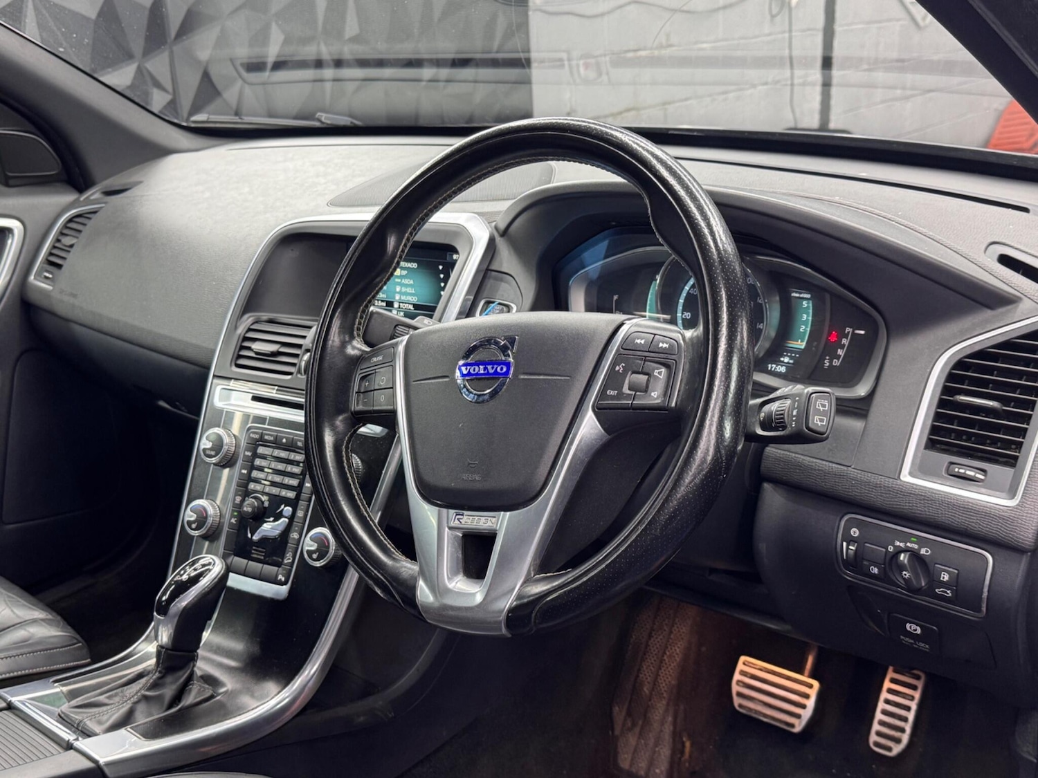 Used Volvo XC60 2014 for sale - 77290947: Photo 38