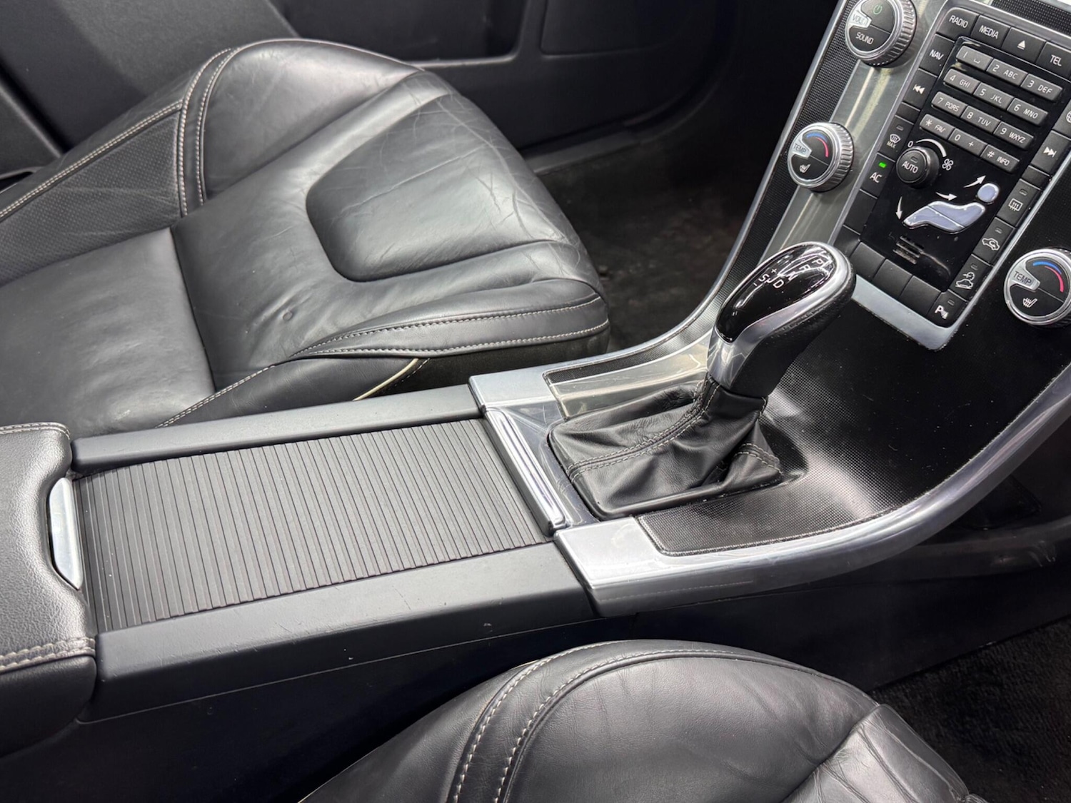 Used Volvo XC60 2014 for sale - 77290947: Photo 39