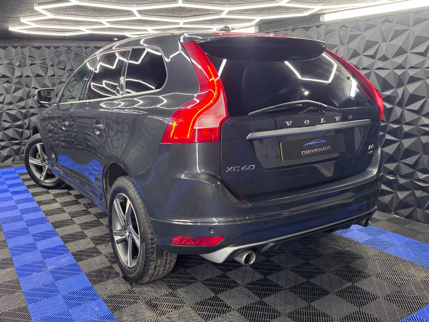 Used Volvo XC60 2014 for sale - 77290947: Photo 40