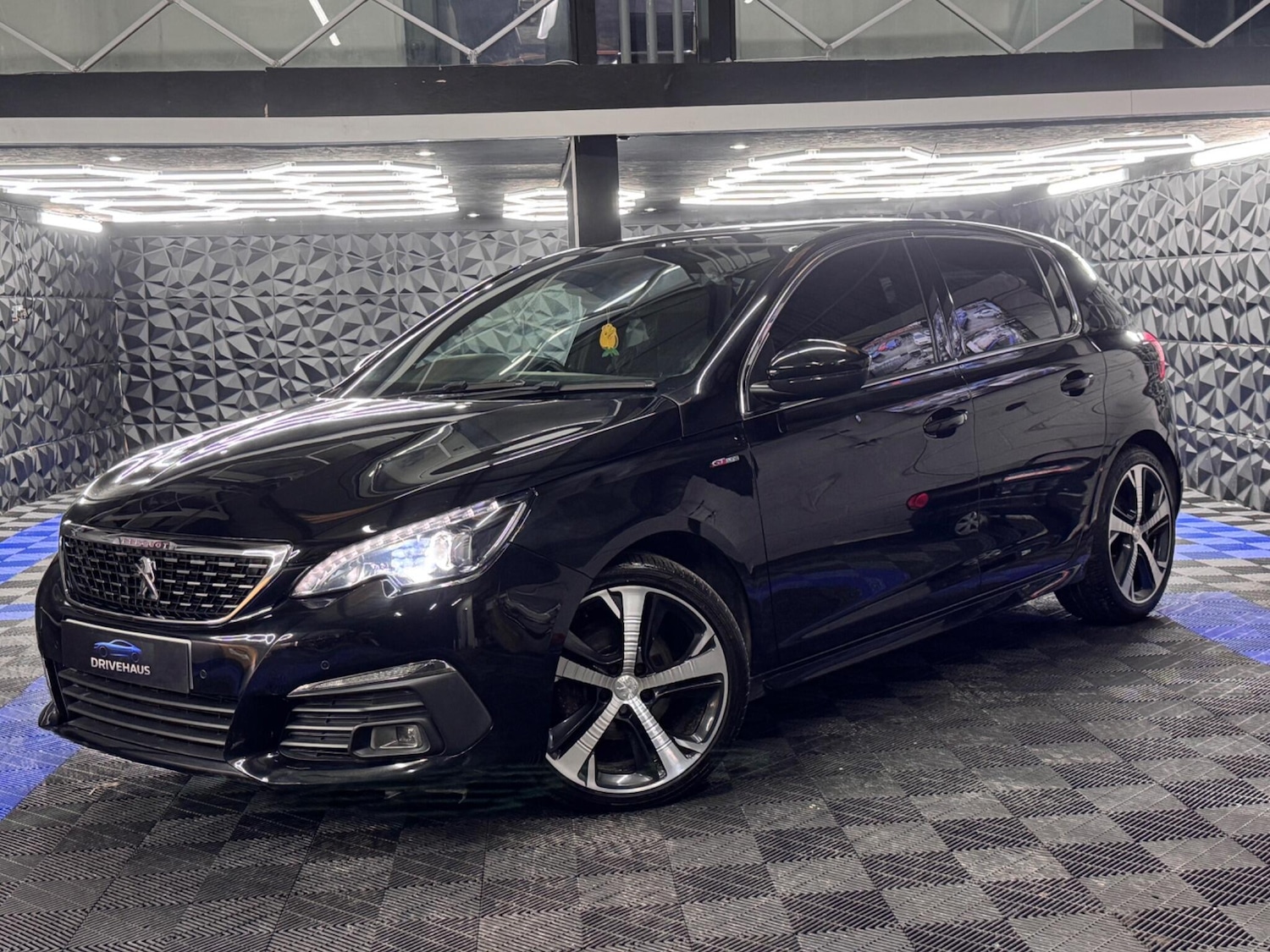 Used Peugeot 308 2018 for sale - 77412157: Photo 14