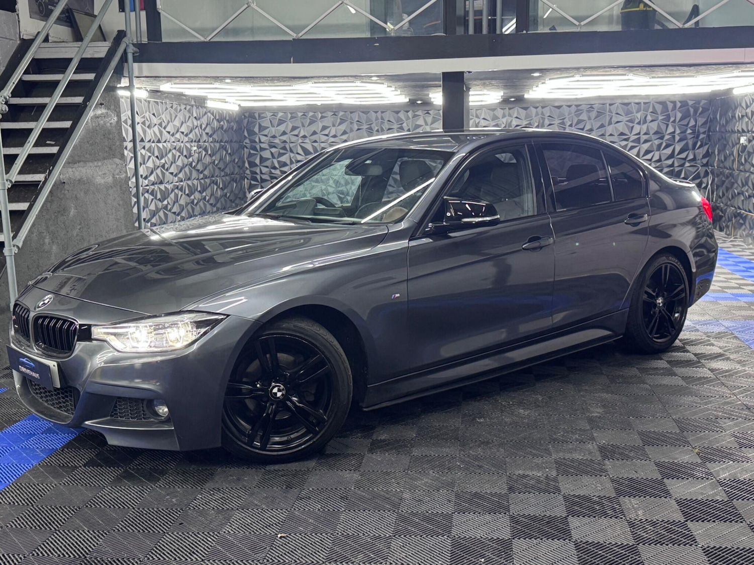 Used BMW 3 Series for sale - 76727481: Photo 2