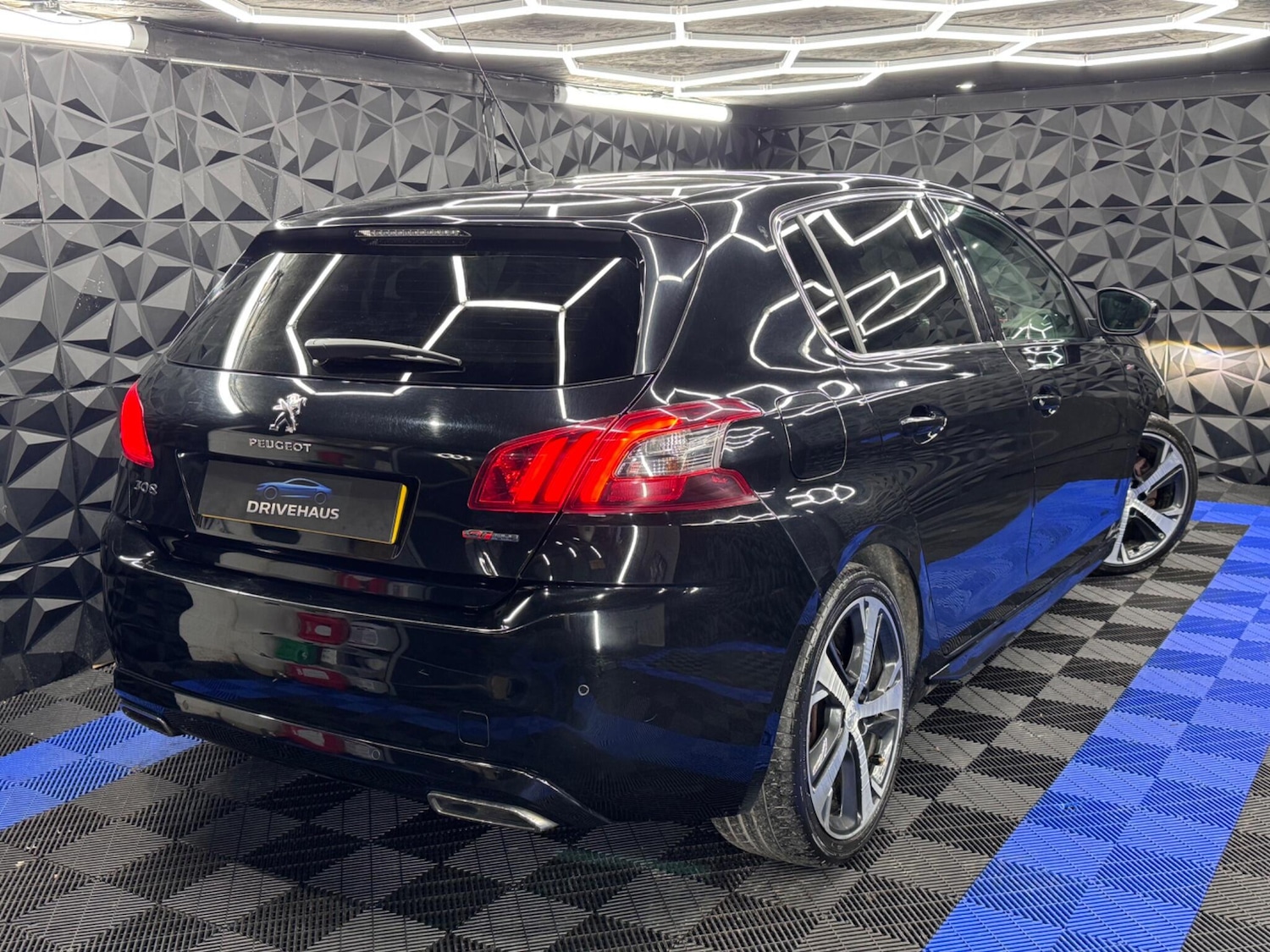 Used Peugeot 308 2018 for sale - 77291893: Photo 29