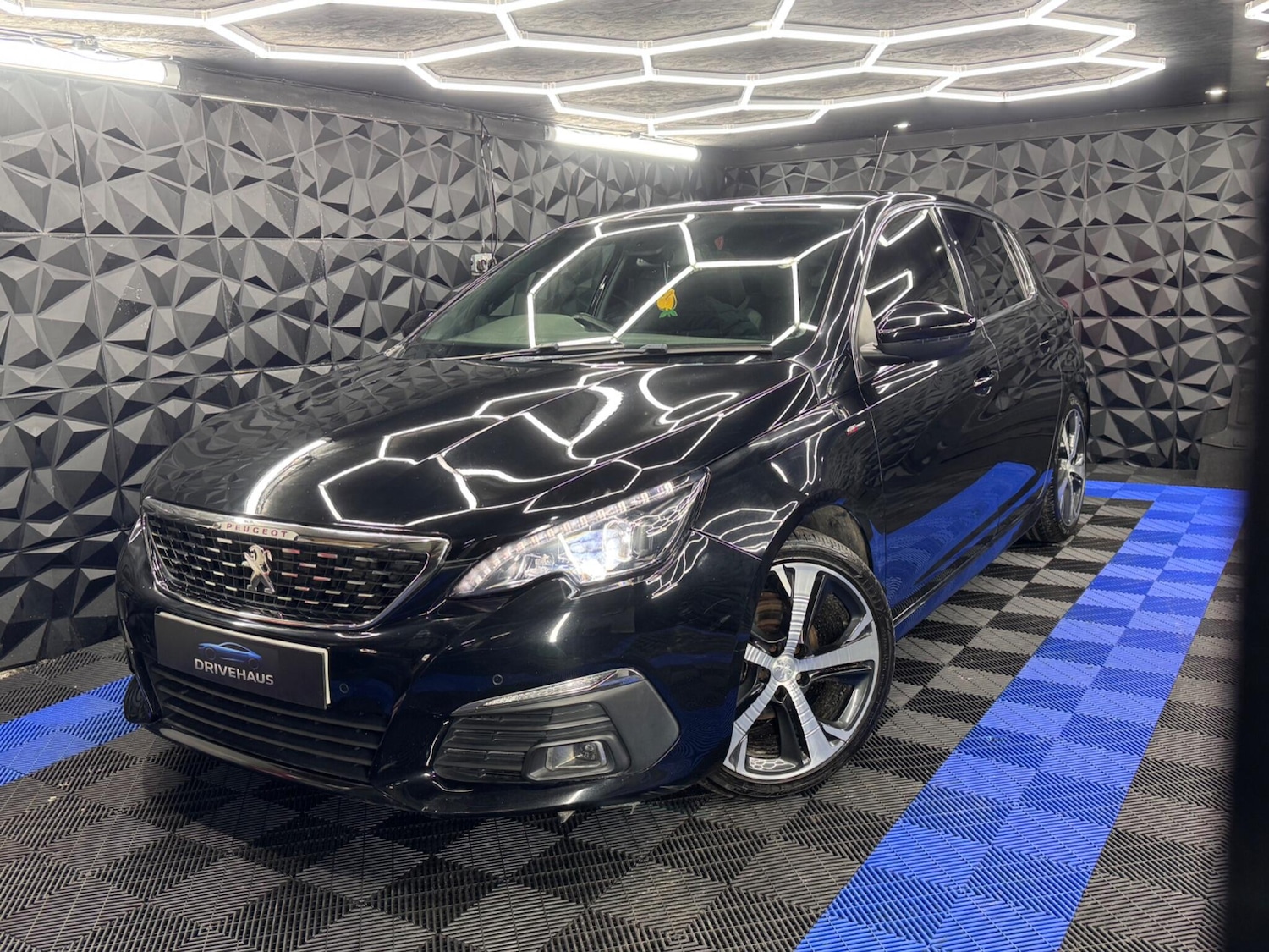 Used Peugeot 308 2018 for sale - 77291893: Photo 43