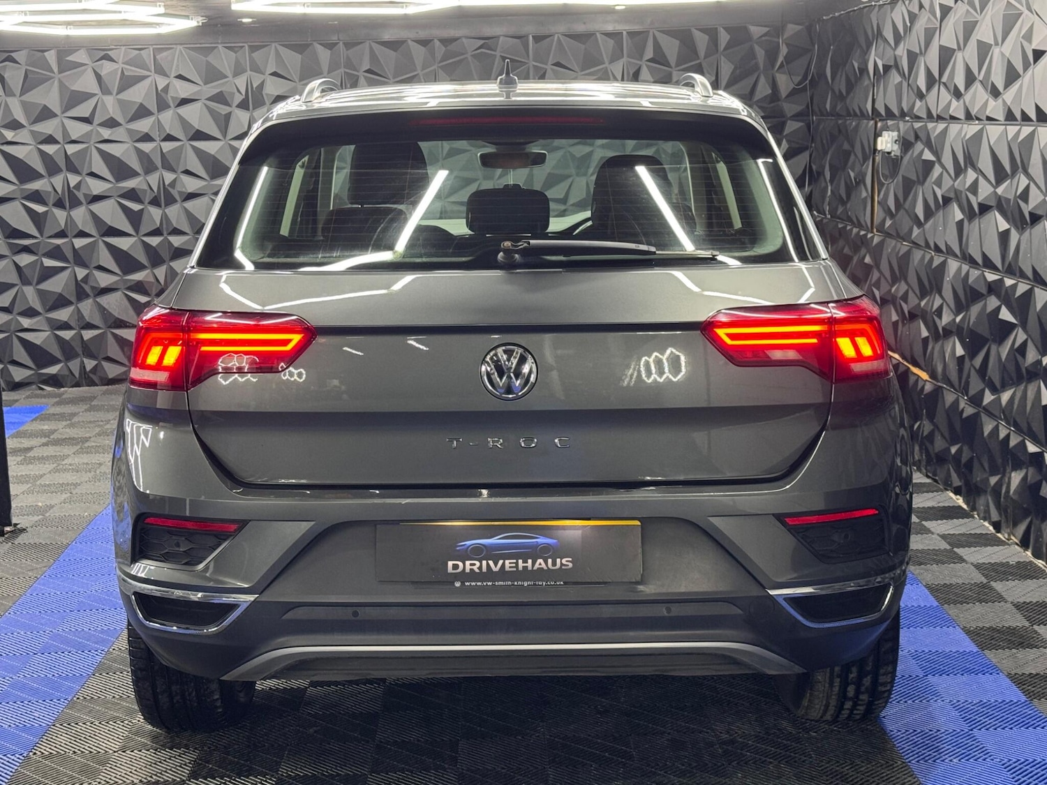 Used Volkswagen T-Roc 2018 for sale - 78148054: Photo 16