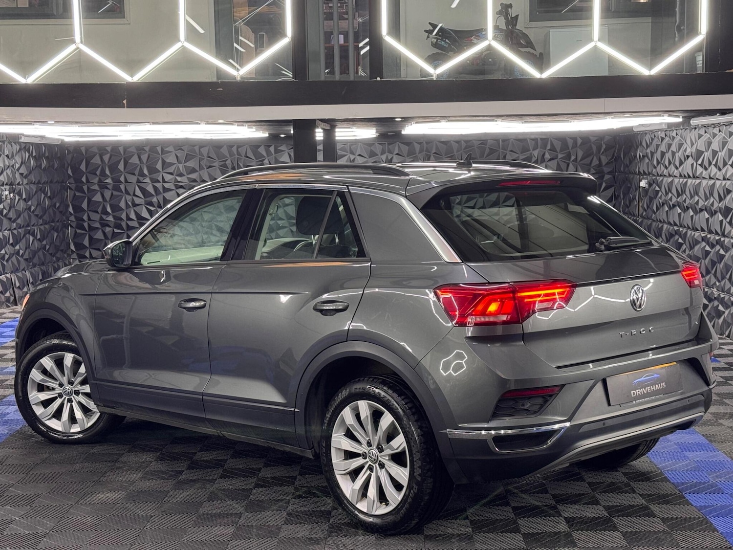 Used Volkswagen T-Roc 2018 for sale - 78148054: Photo 20