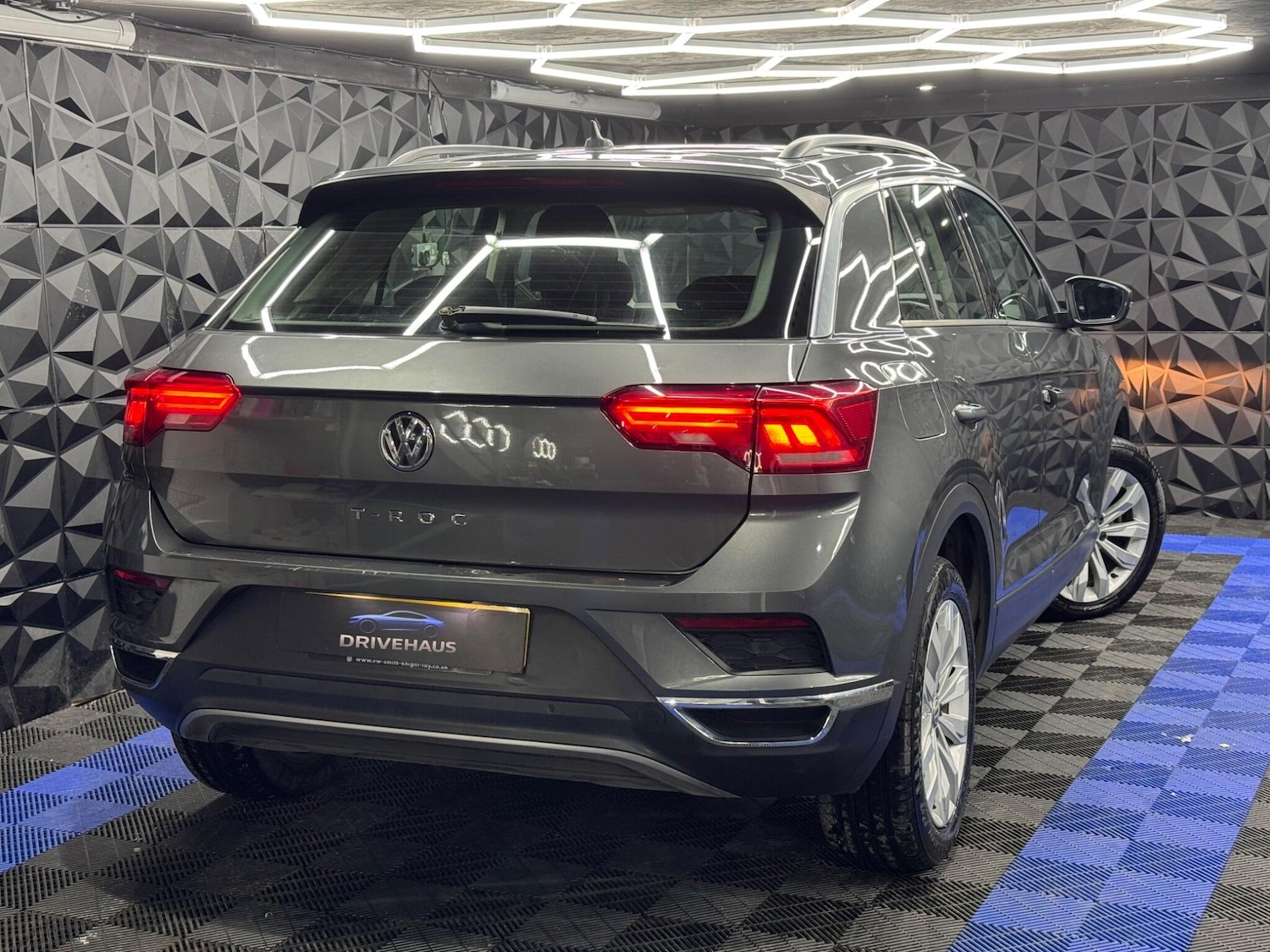 Used Volkswagen T-Roc 2018 for sale - 78148054: Photo 21