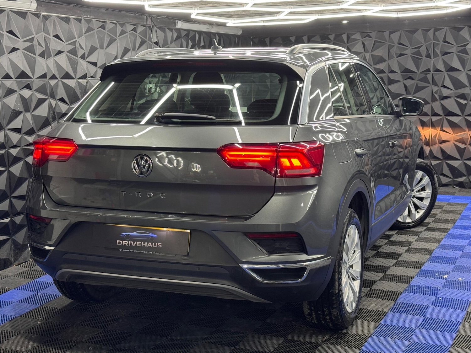 Used Volkswagen T-Roc 2018 for sale - 78148054: Photo 22