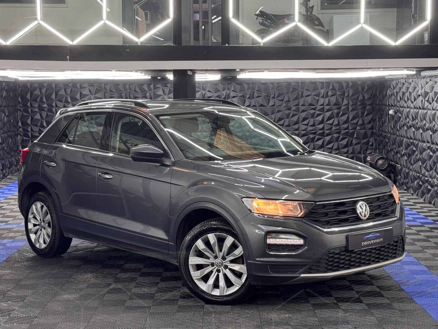 Used Volkswagen T-Roc 2018 for sale - 78148054: Photo 7