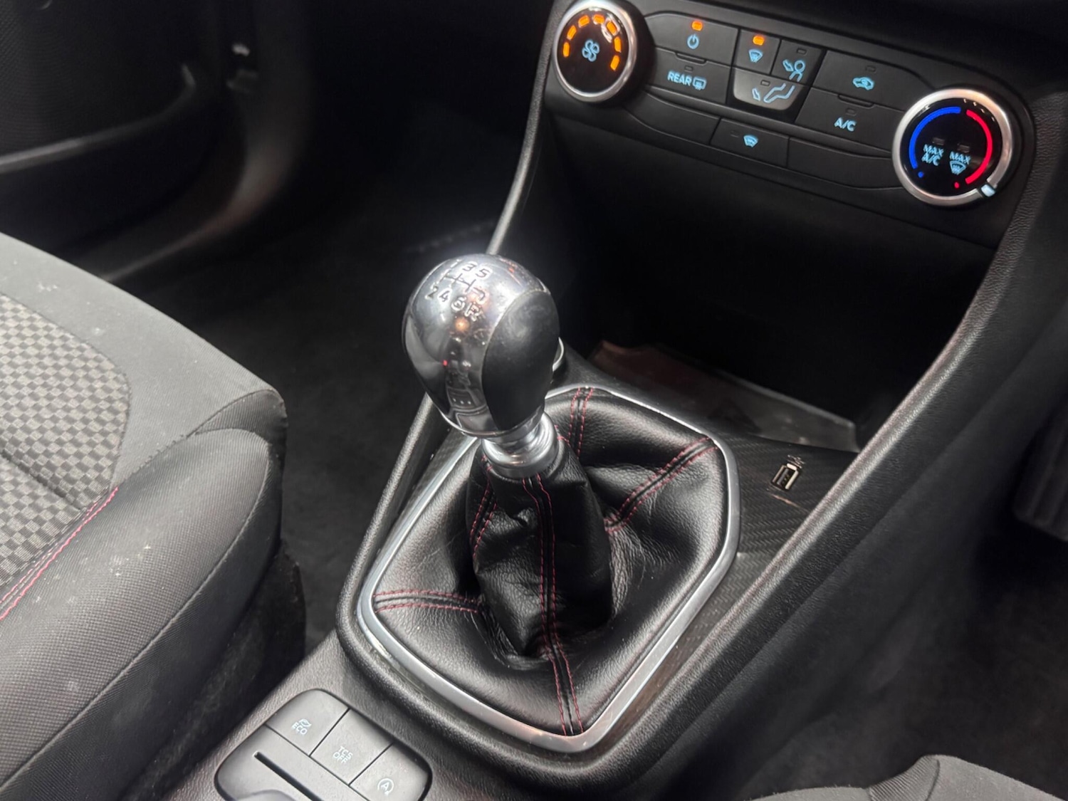 Used Ford Fiesta 2019 for sale - 77029056: Photo 27