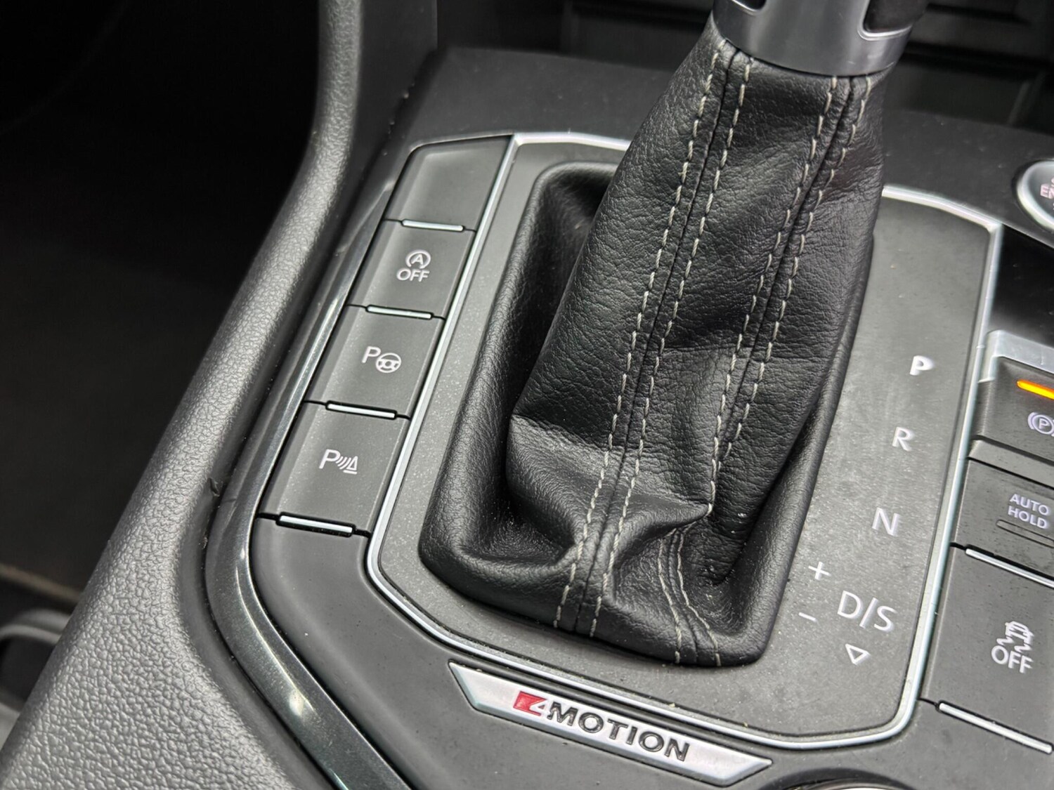 Used Volkswagen Tiguan 2017 for sale - 75809360: Photo 33