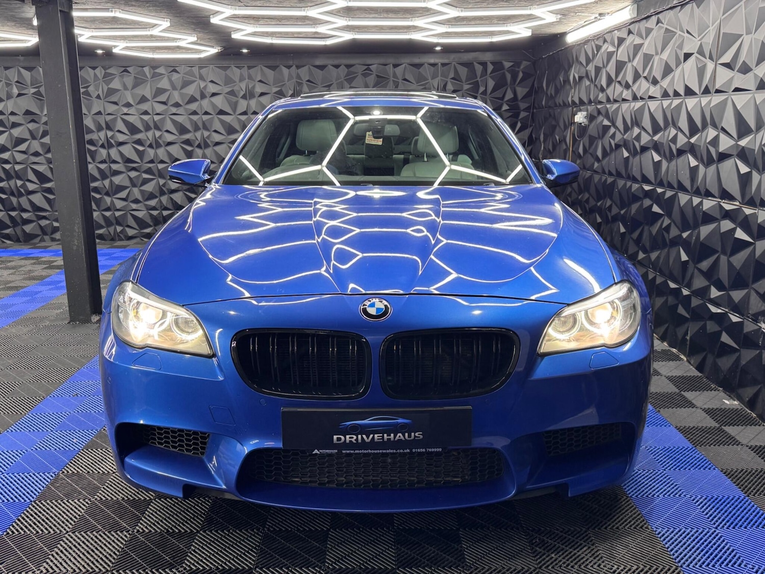 Used BMW M5 2013 for sale - 77291833: Photo 2