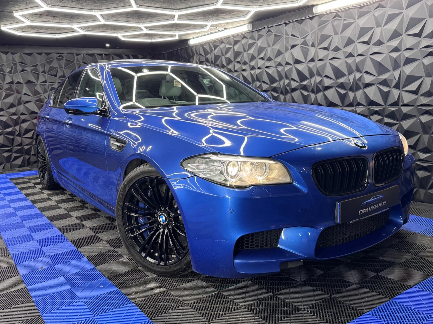 Used BMW M5 2013 for sale - 77291833: Photo 5