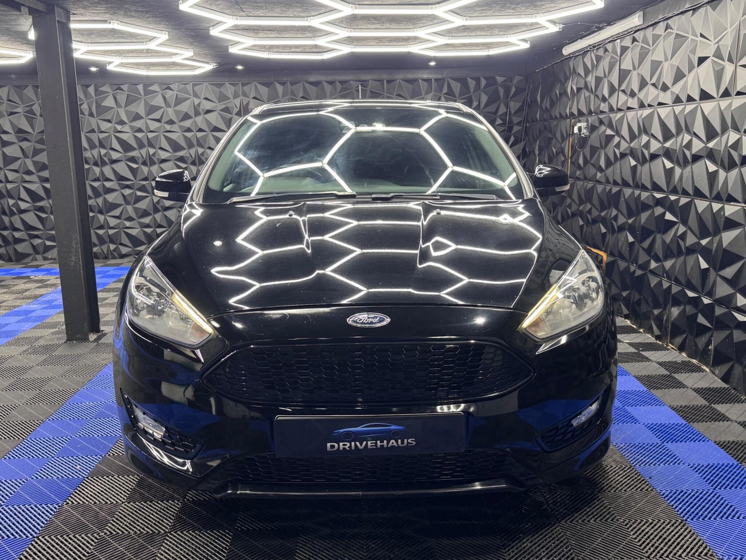 Used Ford Focus 2017 for sale - 77131157: Photo 10