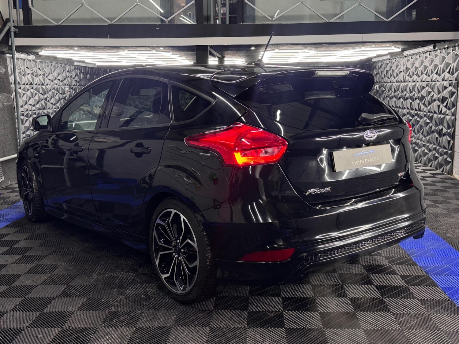 Used Ford Focus 2017 for sale - 77131157: Photo 14