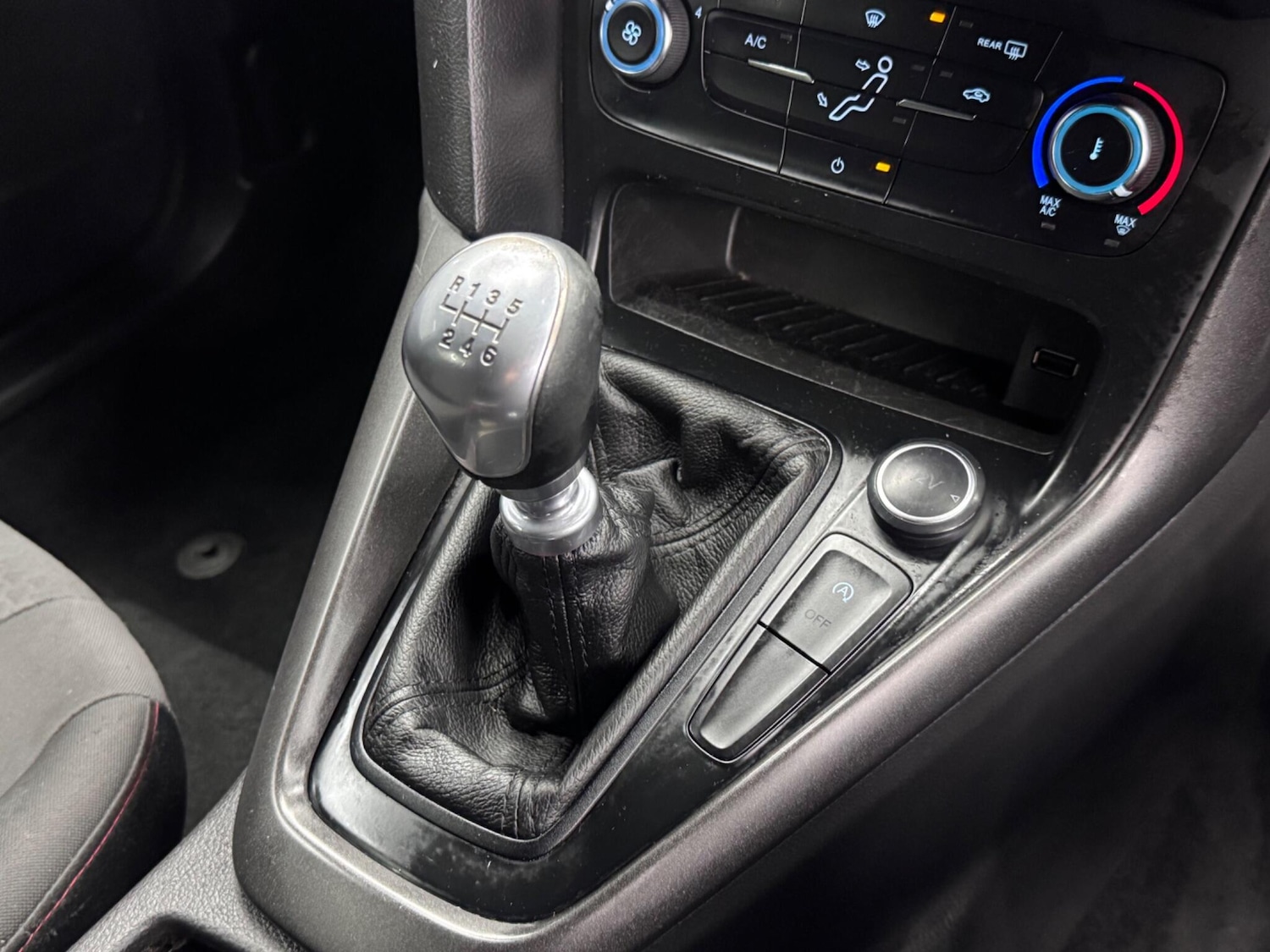 Used Ford Focus 2017 for sale - 77131157: Photo 24