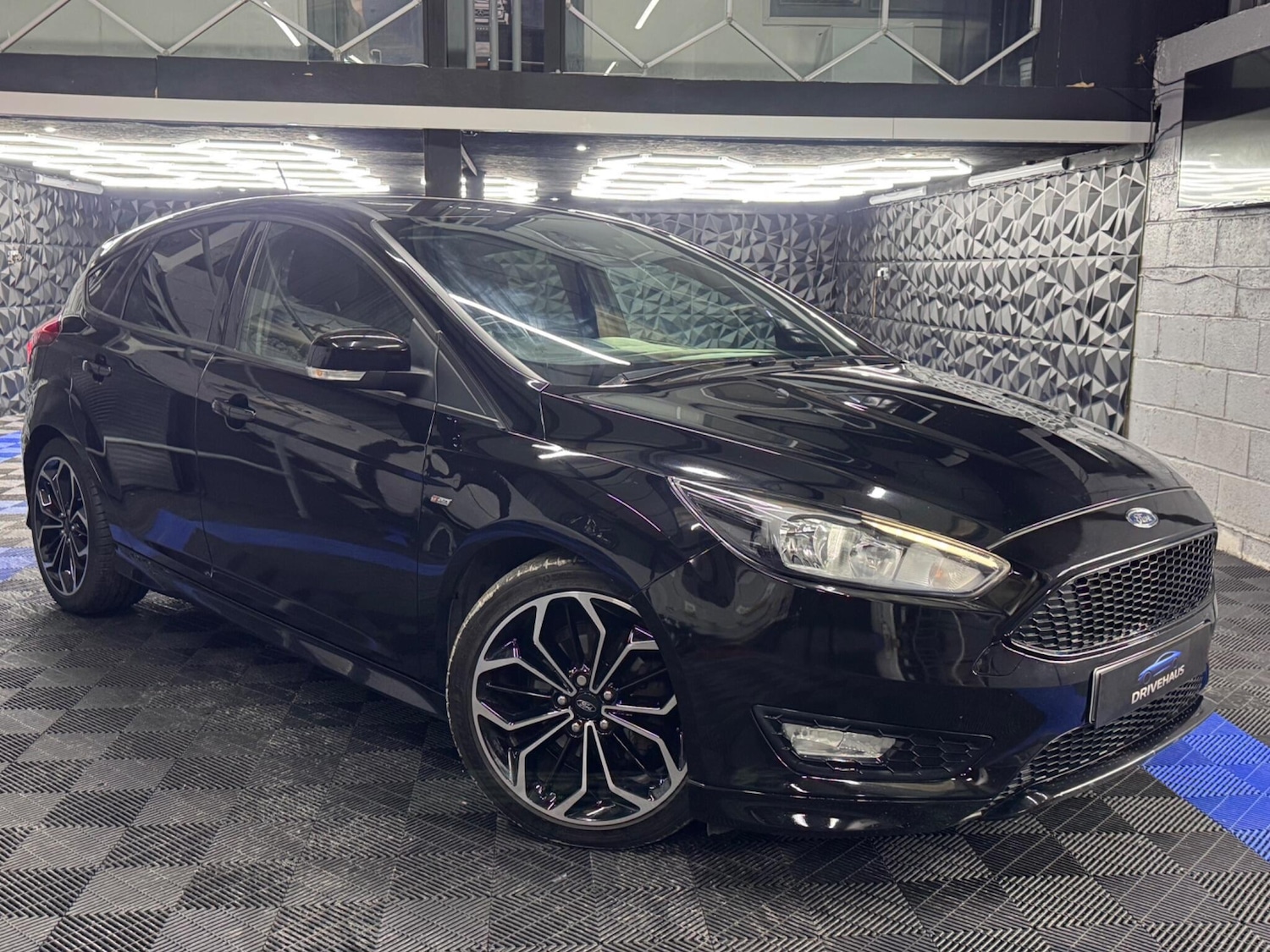 Used Ford Focus 2017 for sale - 77131157: Photo 6