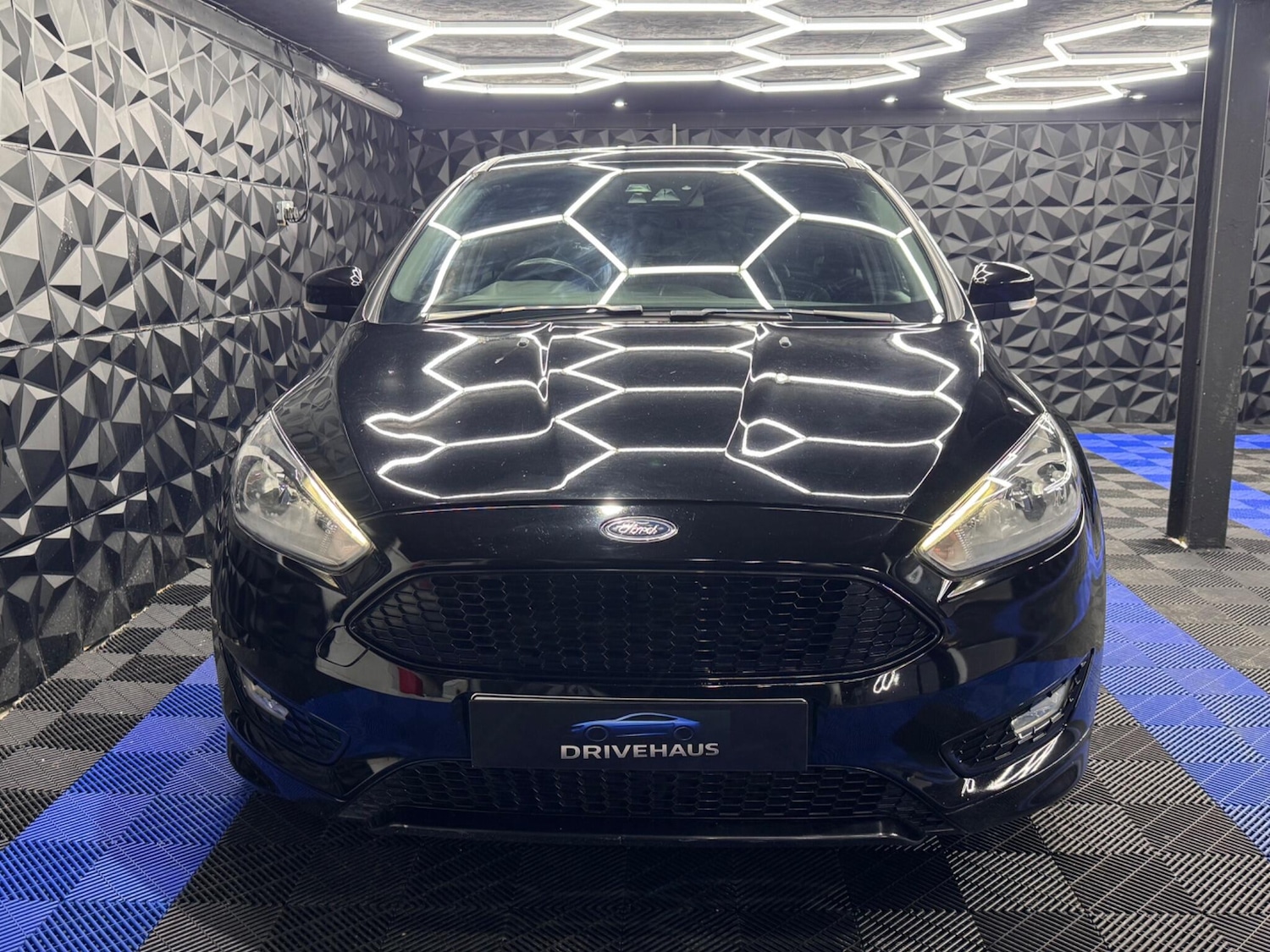 Used Ford Focus 2017 for sale - 77131157: Photo 8