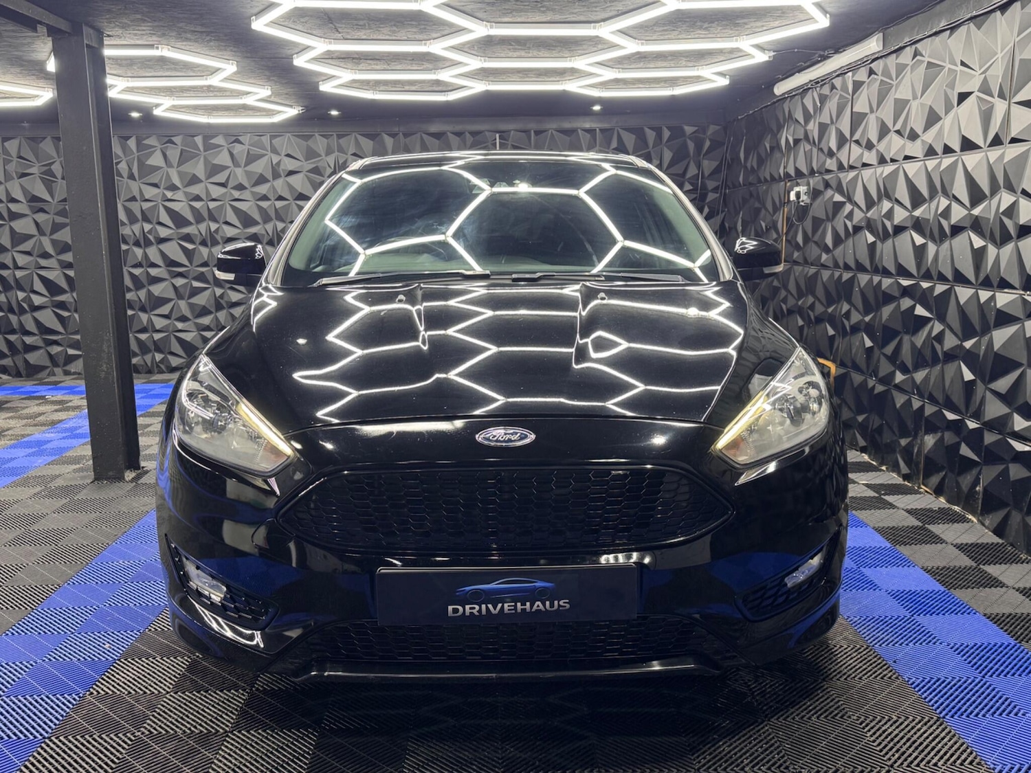 Used Ford Focus 2017 for sale - 77131157: Photo 9