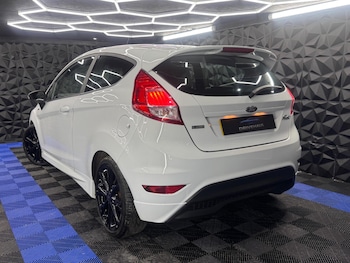 Used Ford Fiesta 2016 for sale - 78048239: Photo