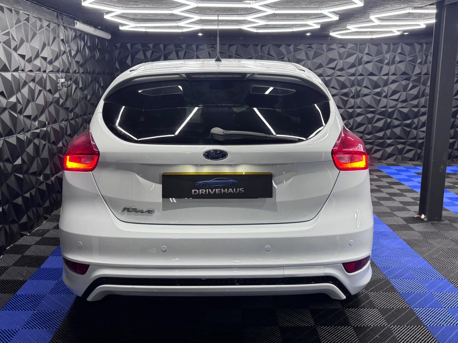 Used Ford Focus 2017 for sale - 76607709: Photo 21