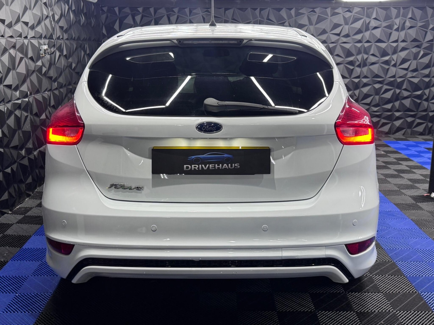 Used Ford Focus 2017 for sale - 76607709: Photo 22