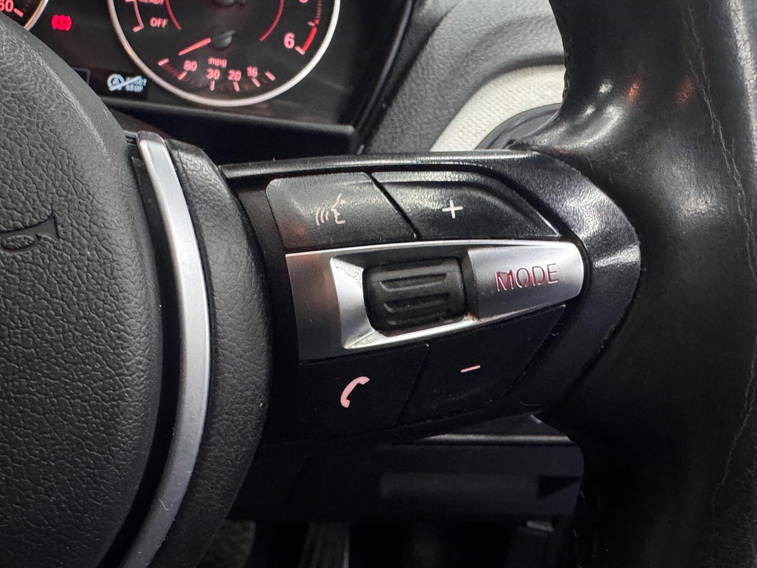 Used BMW 1 Series 2016 for sale - 77290993: Photo 32