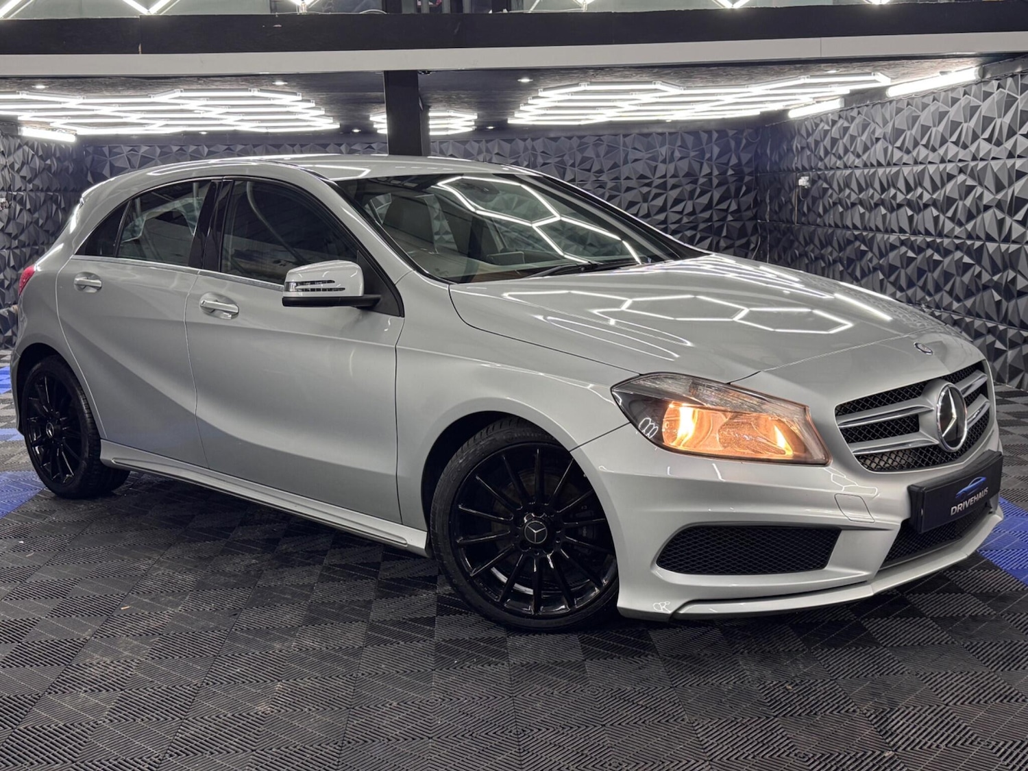 Used Mercedes-Benz A-Class for sale - 77538645: Photo 9