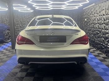 Mercedes-Benz - CLA