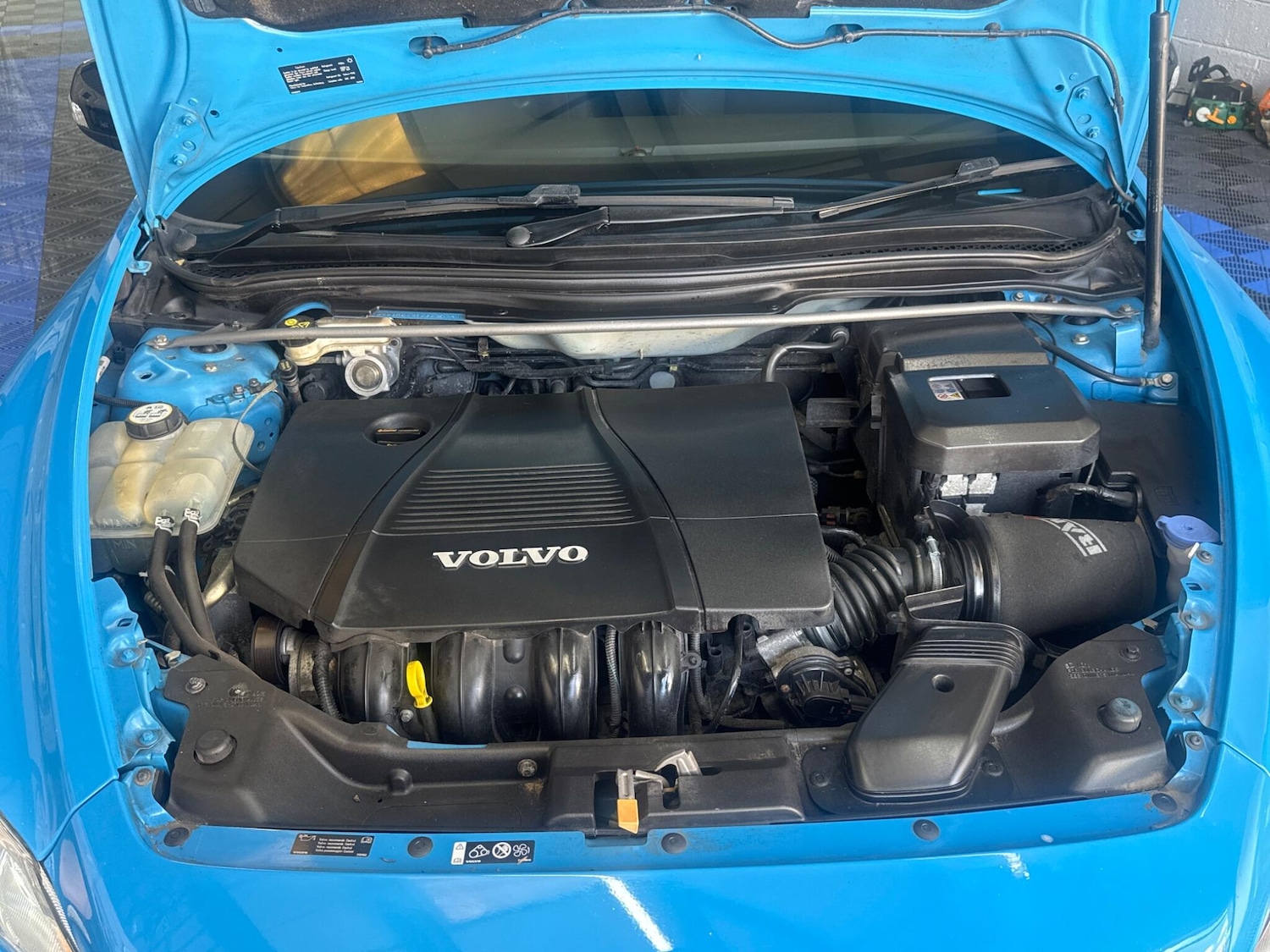 Vehicle 28