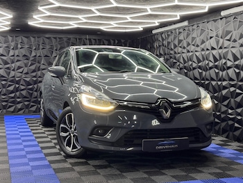 Used Renault Clio 2017 for sale - 77696501: Photo
