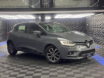 Used Renault Clio 2017 for sale - 77696501: Photo