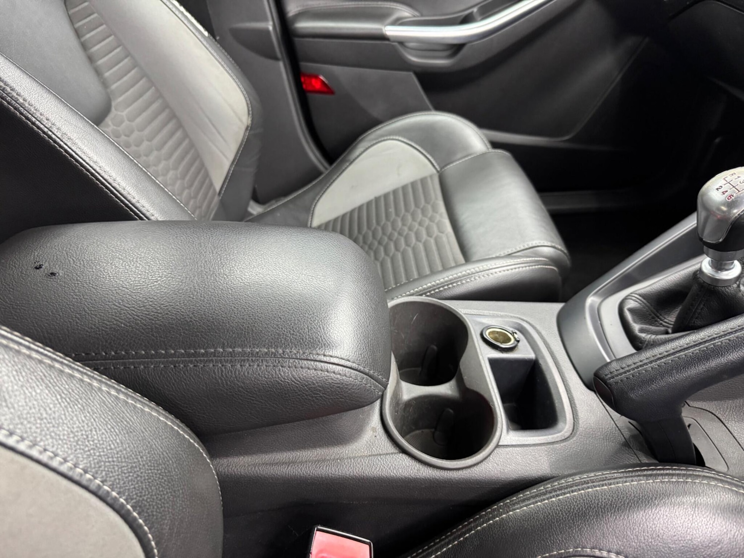 Used Ford Focus 2014 for sale - 77290951: Photo 26