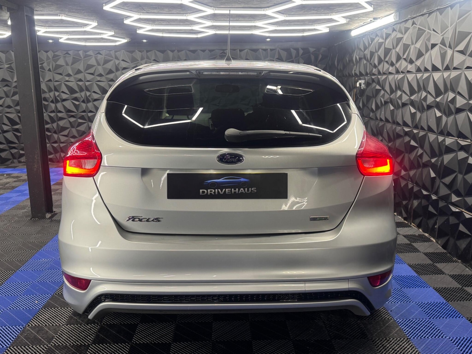 Used Ford Focus 2015 for sale - 77131102: Photo 20