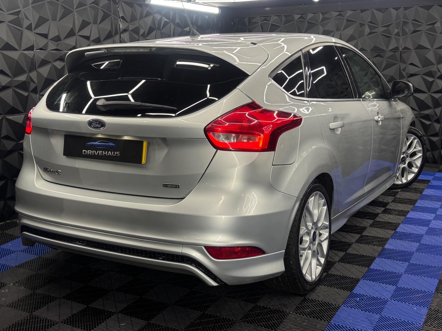 Used Ford Focus 2015 for sale - 77131102: Photo 21
