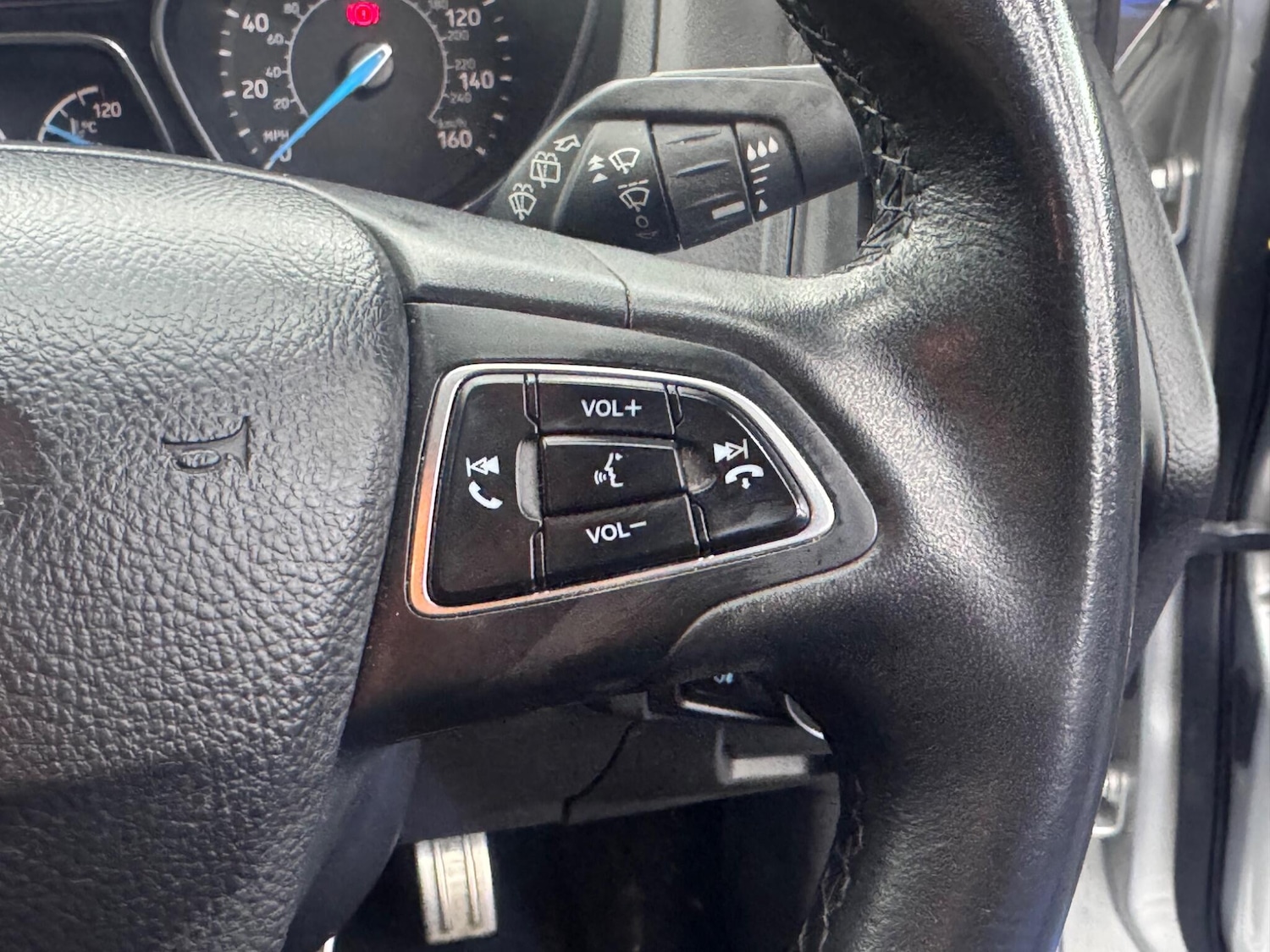 Used Ford Focus 2015 for sale - 77131102: Photo 31