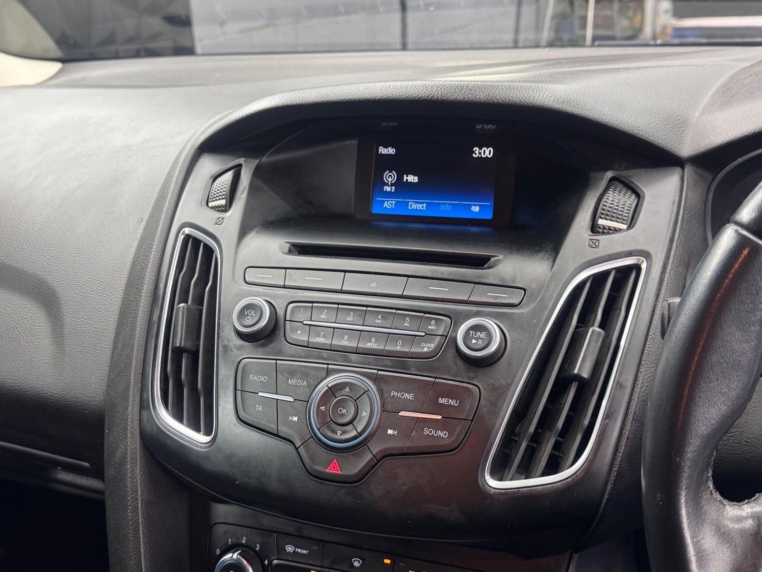 Used Ford Focus 2015 for sale - 77131102: Photo 34