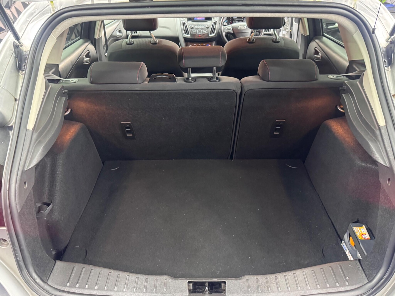 Used Ford Focus 2015 for sale - 77131102: Photo 36