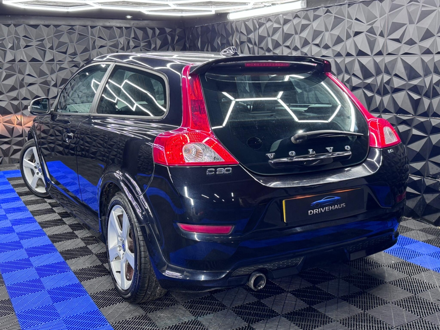 Used Volvo C30 2012 for sale - 76423698: Photo 14