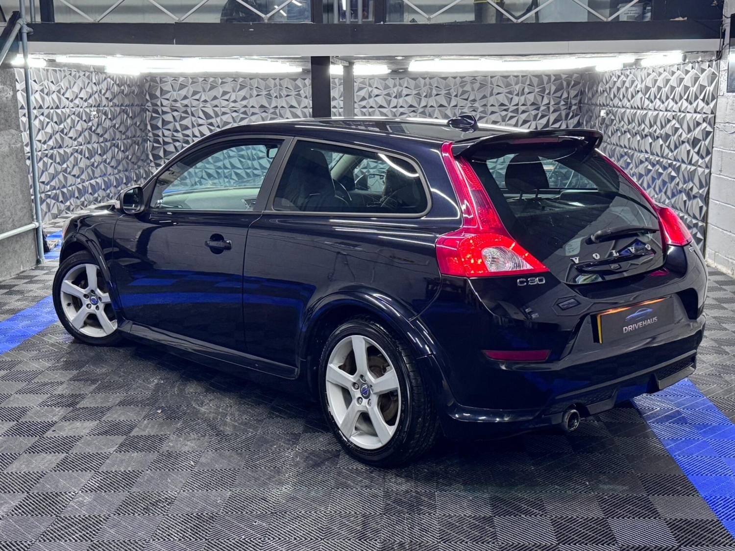 Used Volvo C30 2012 for sale - 76423698: Photo 17