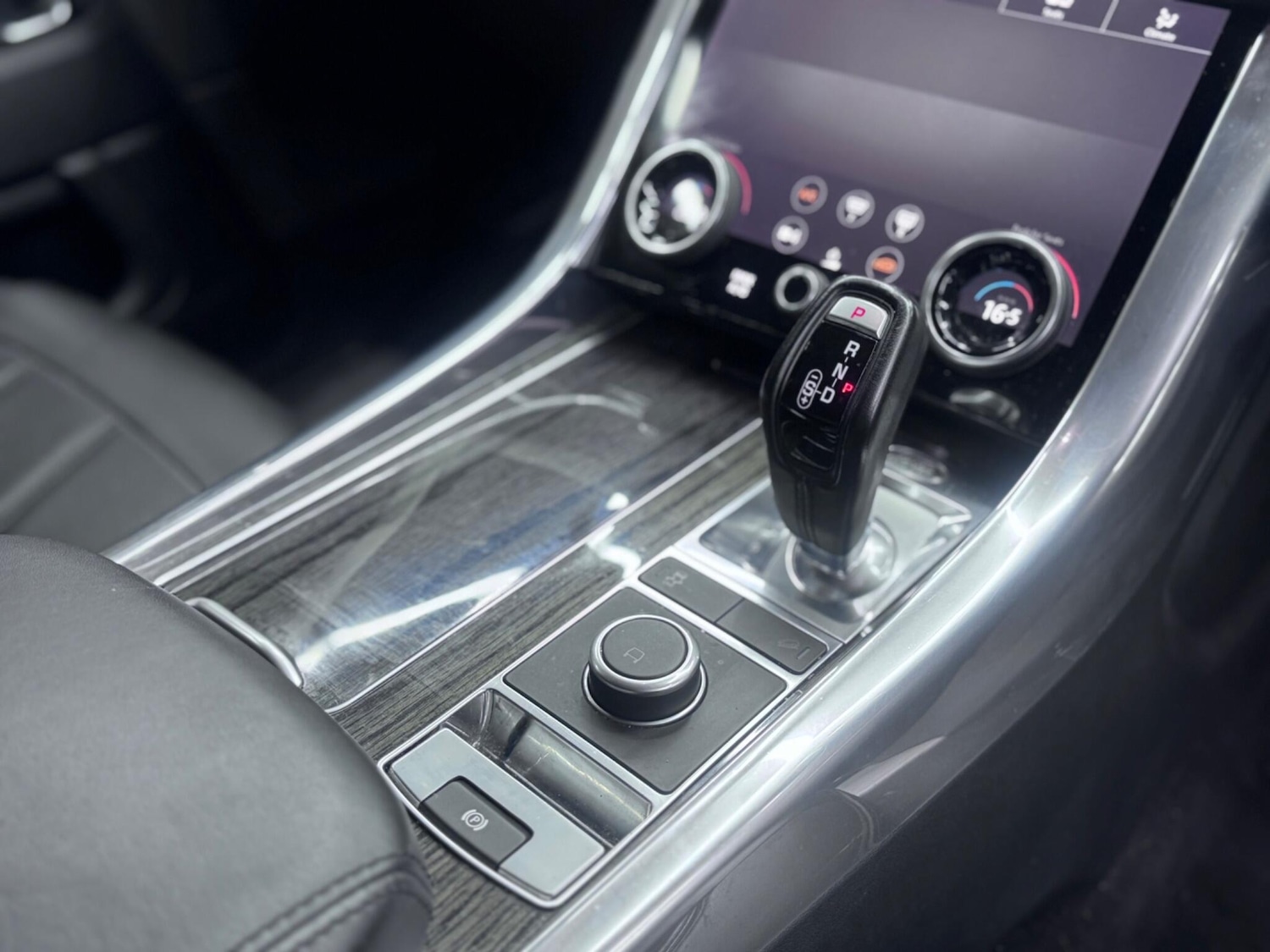 Used Land Rover Range Rover Sport 2018 for sale - 76742613: Photo 23