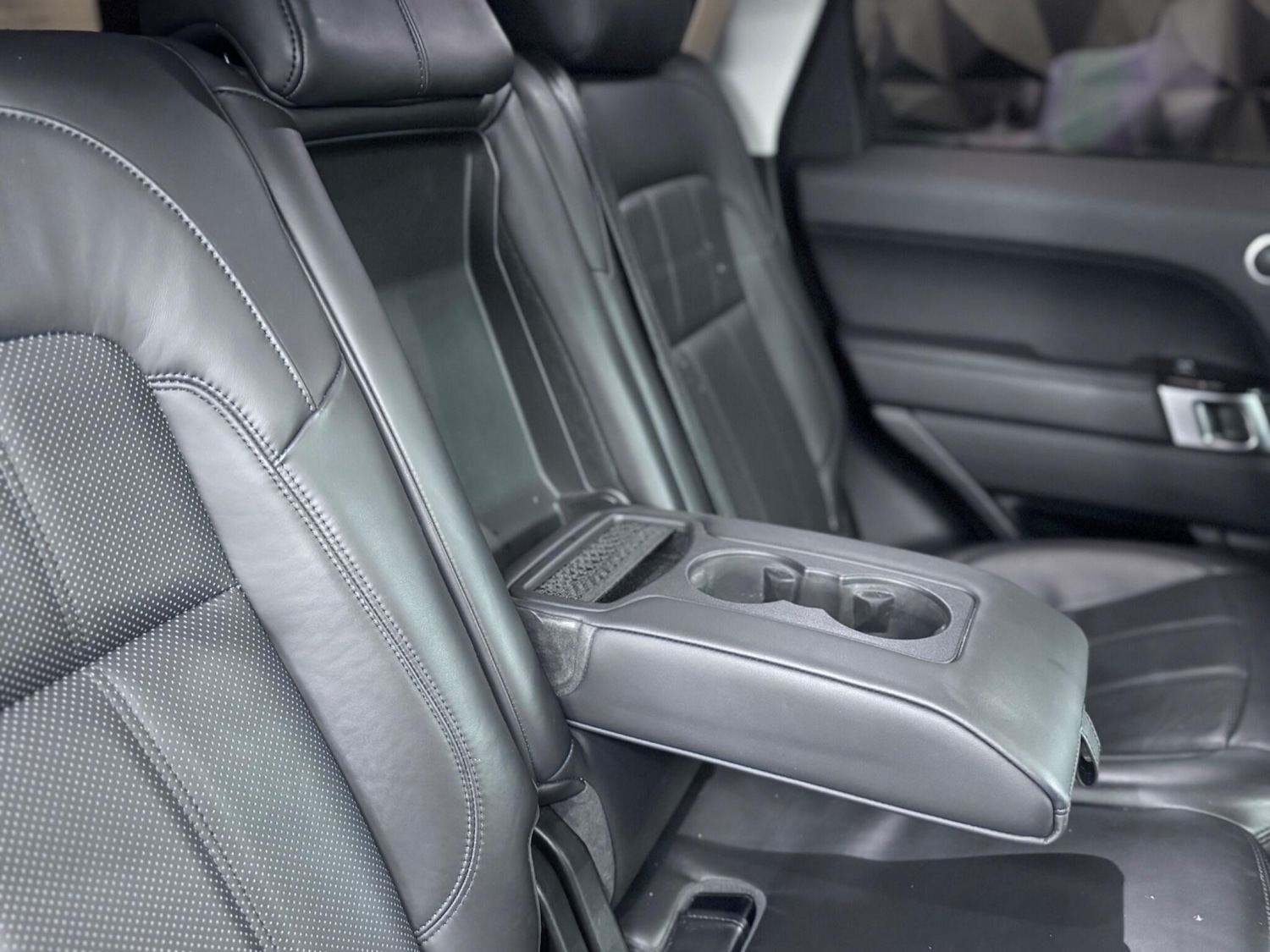 Used Land Rover Range Rover Sport 2018 for sale - 76742613: Photo 26