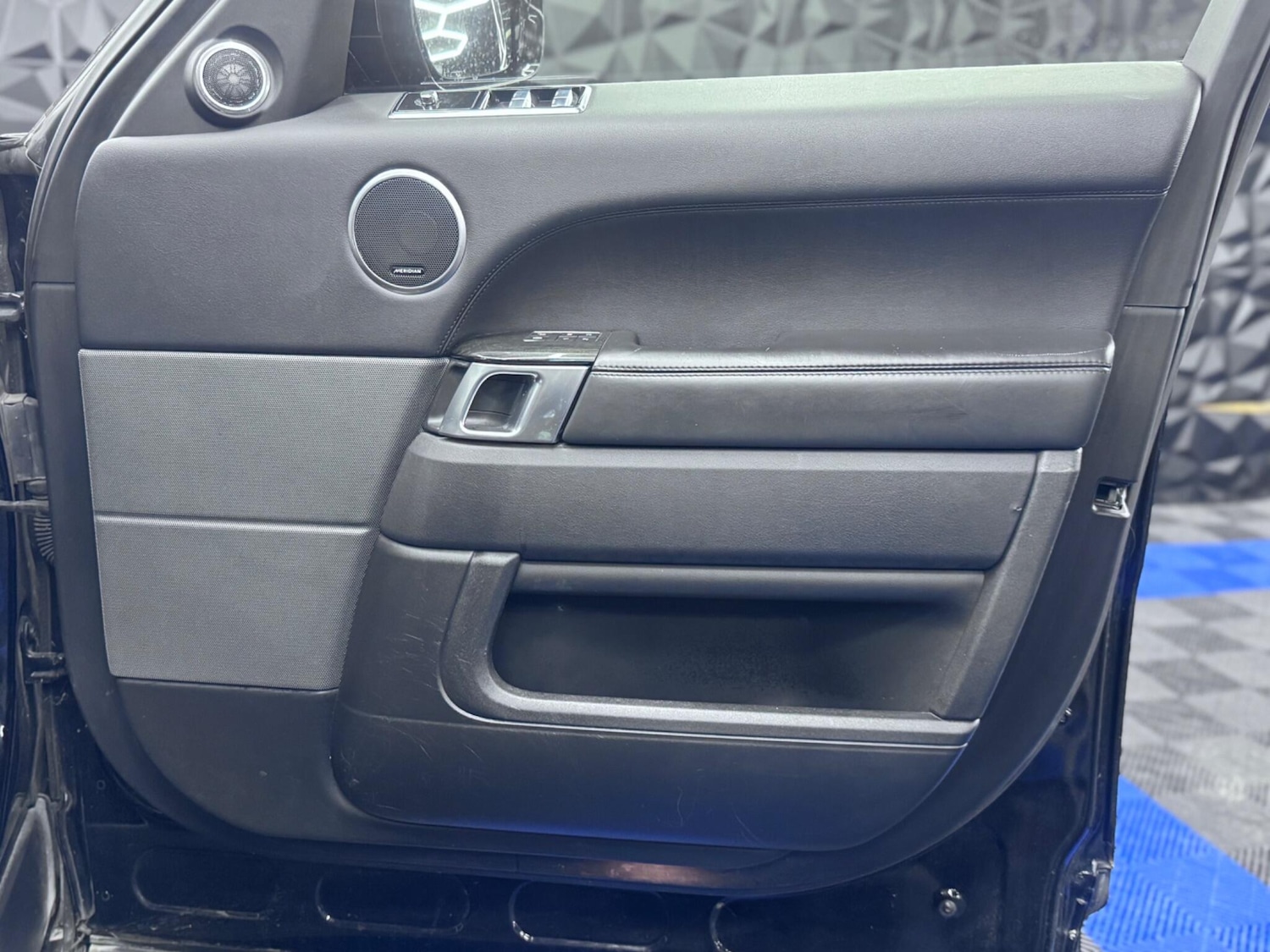 Used Land Rover Range Rover Sport 2018 for sale - 76742613: Photo 35