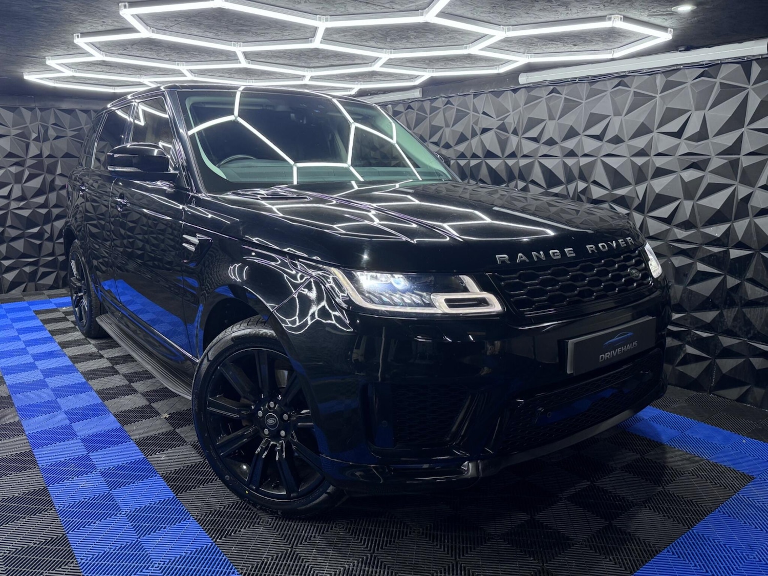 Used Land Rover Range Rover Sport 2018 for sale - 76742613: Photo 37