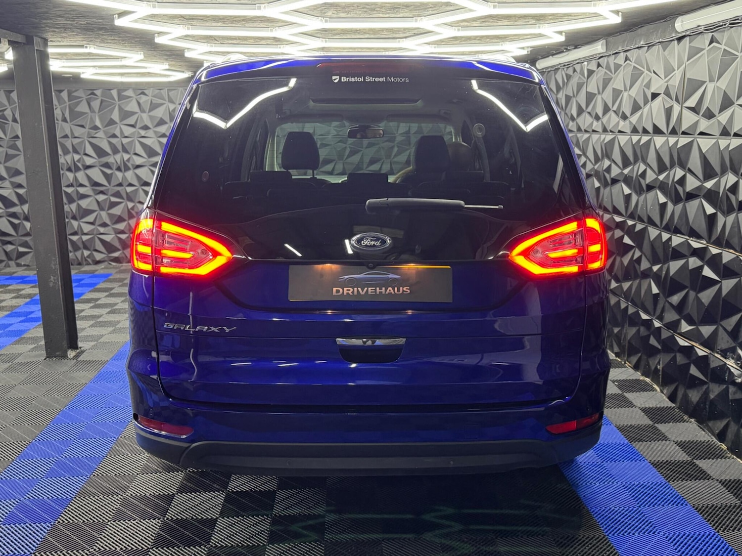 Used Ford Galaxy 2017 for sale - 77291988: Photo 16