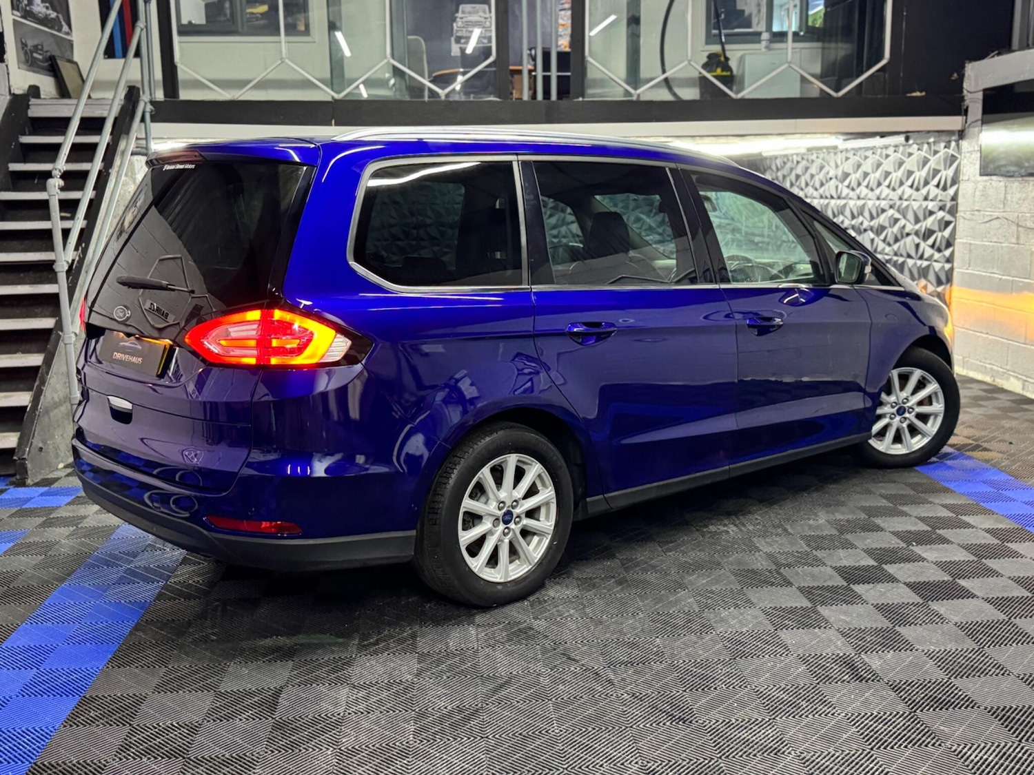 Used Ford Galaxy 2017 for sale - 77291988: Photo 19