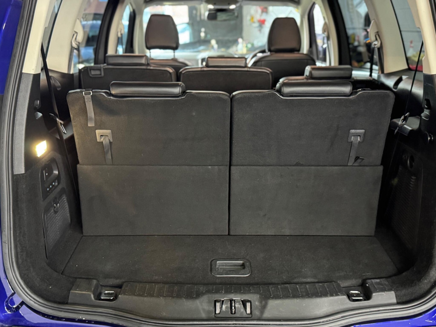 Used Ford Galaxy 2017 for sale - 77291988: Photo 44