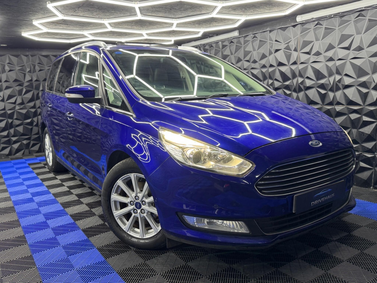 Used Ford Galaxy 2017 for sale - 77291988: Photo 5