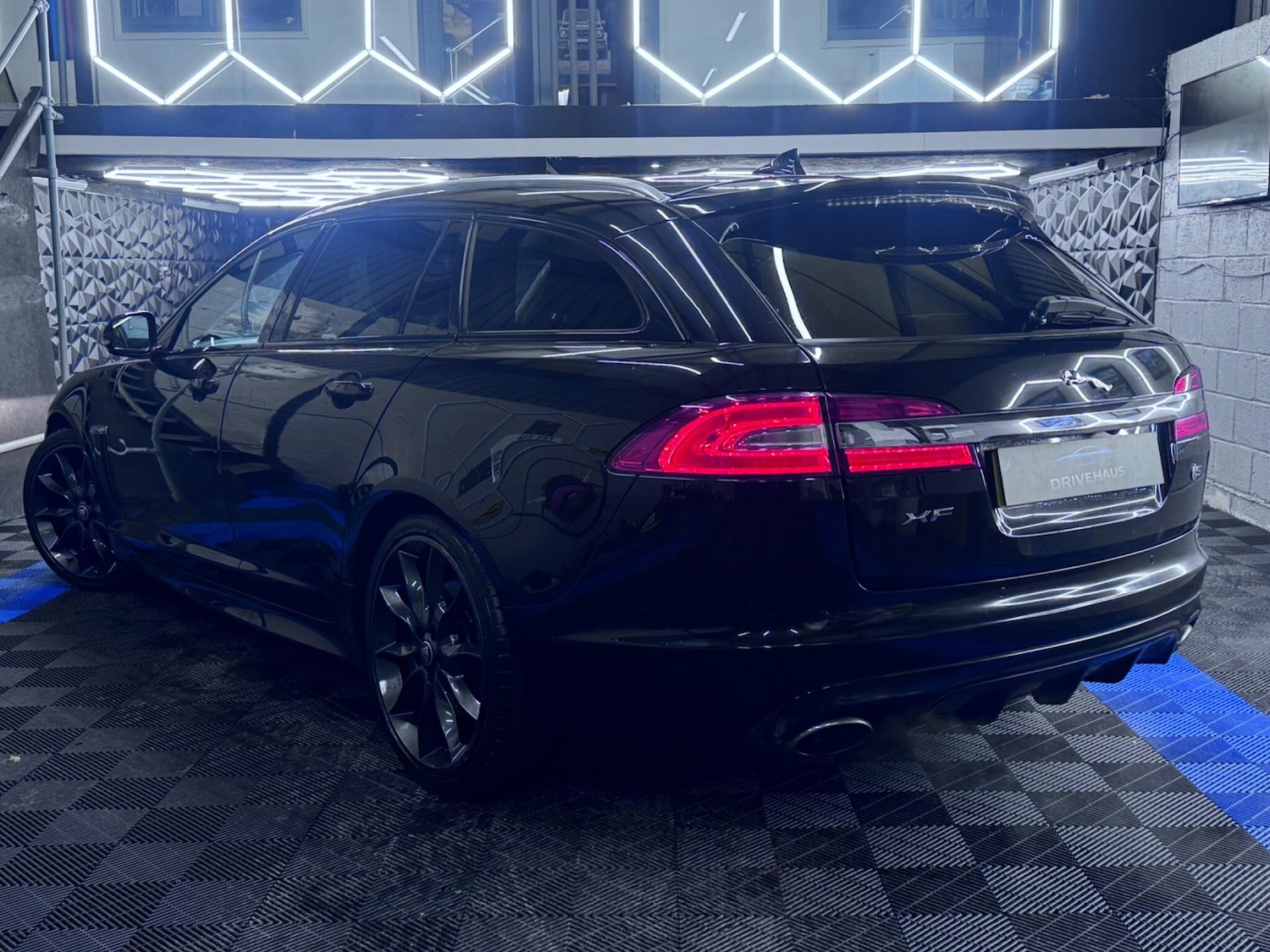 Used Jaguar XF 2014 for sale - 77291265: Photo 18