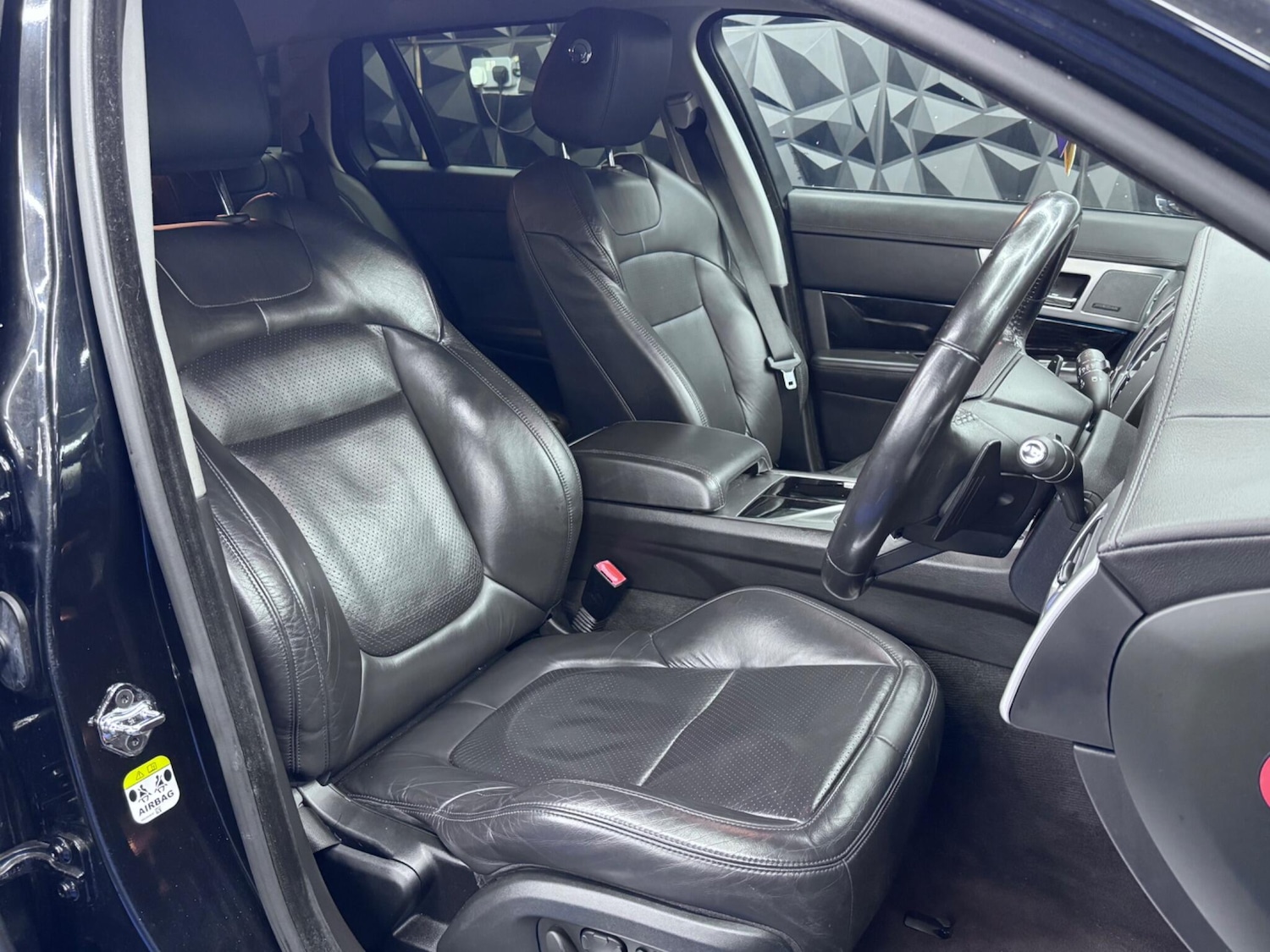 Used Jaguar XF 2014 for sale - 77291265: Photo 27