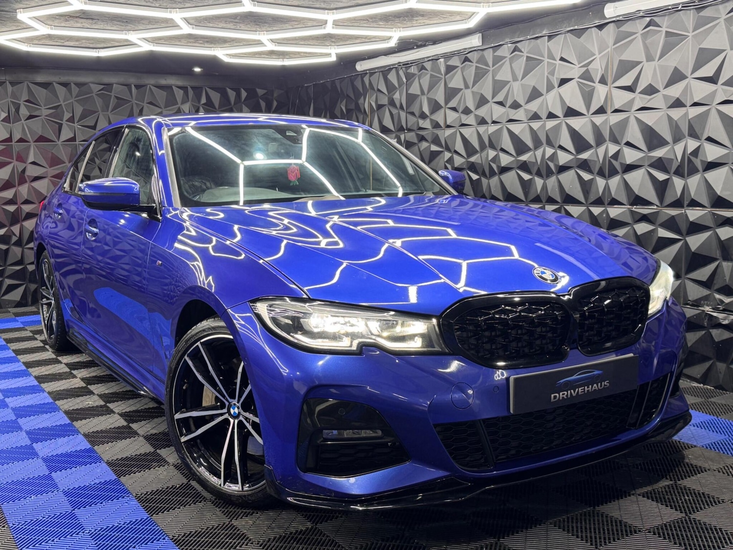 Used BMW 3 Series for sale - 77174593: Photo 1